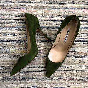 Manolo Blahnik Green Suede Pointed-Toe Stiletto Pumps